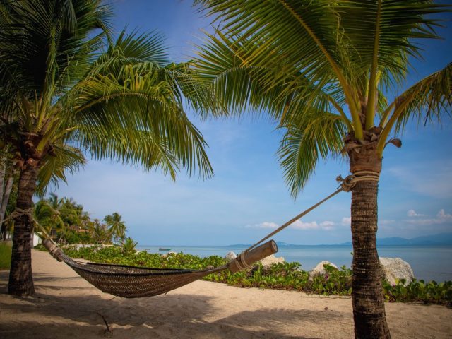 Plages secrètes des Petites Antilles : définition et accès